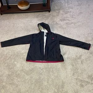 Black, NorthFace rain jacket 🖤